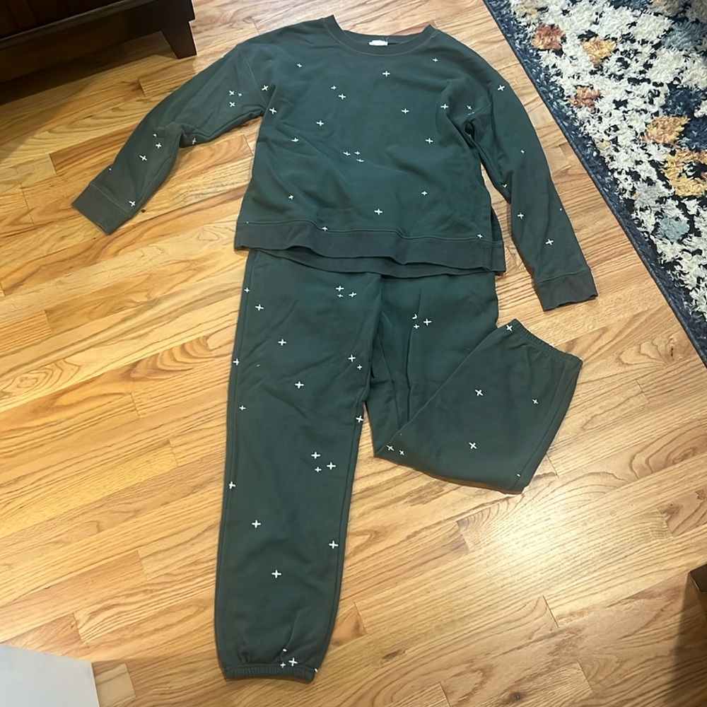 Hem & Thread Matching Jogger Set L - image 1